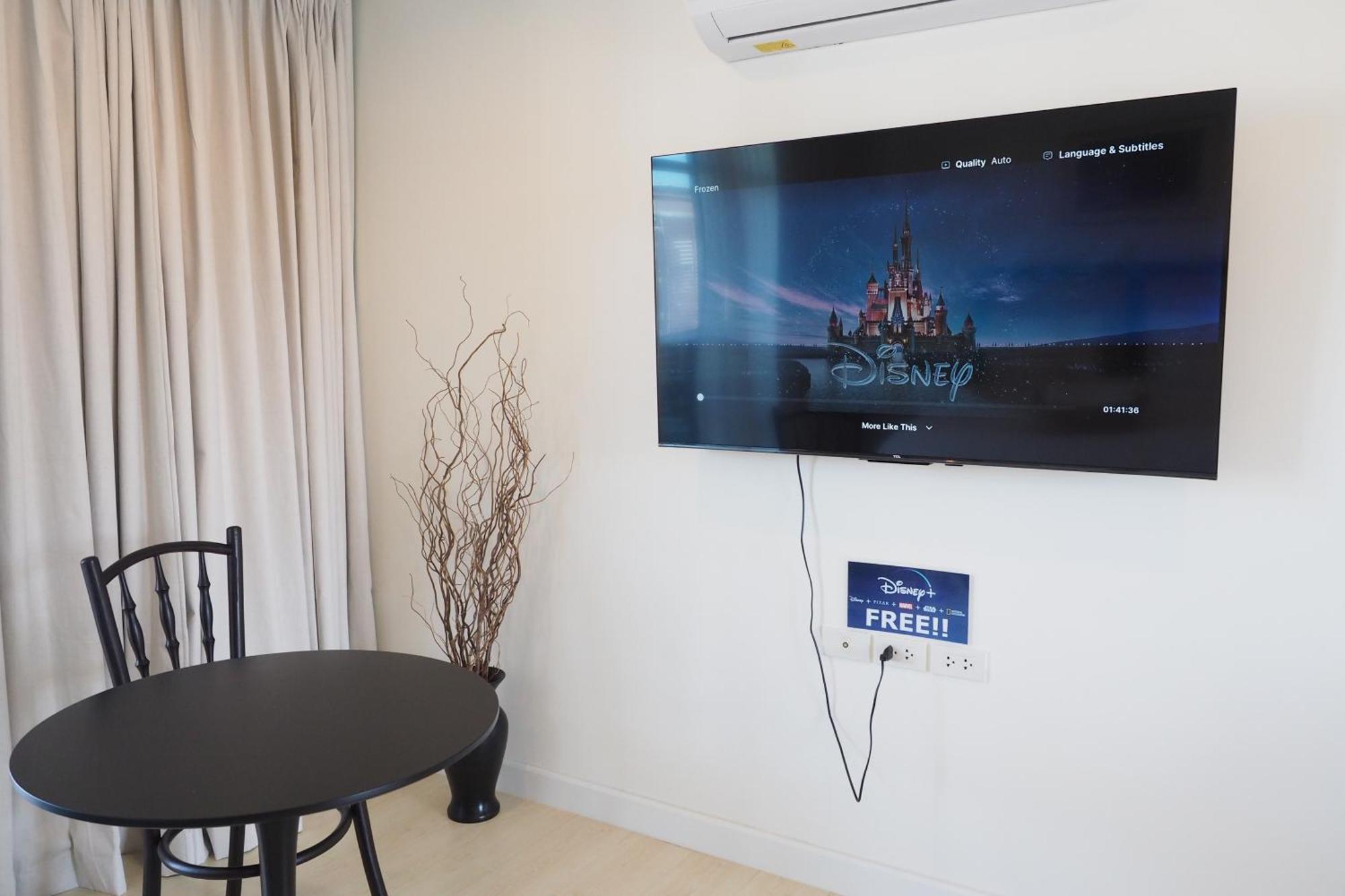 The Beach Bangsaen By Thanthita Next To Wonnapa Beach Free Disney Plus 外观 照片