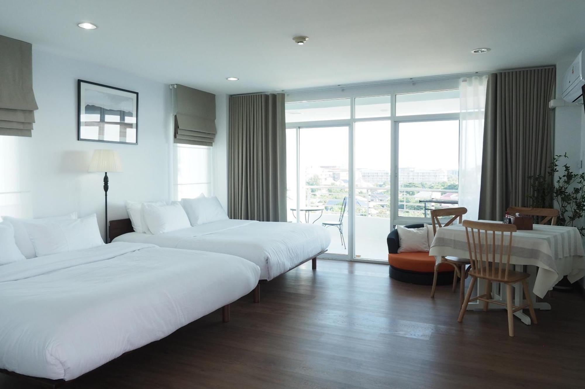 The Beach Bangsaen By Thanthita Next To Wonnapa Beach Free Disney Plus 外观 照片
